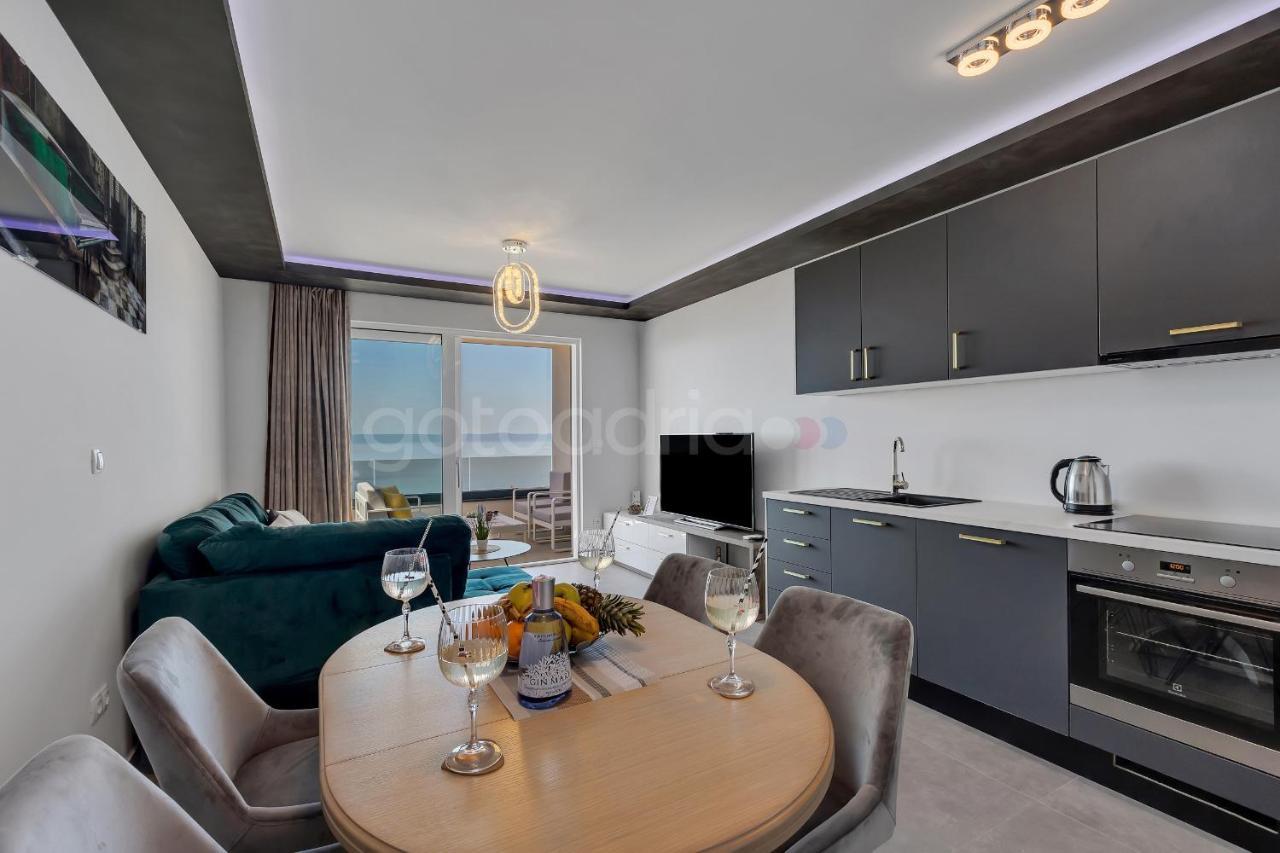Luxury SeaView Apt Luki - FREE Parking Makarska Bagian luar foto